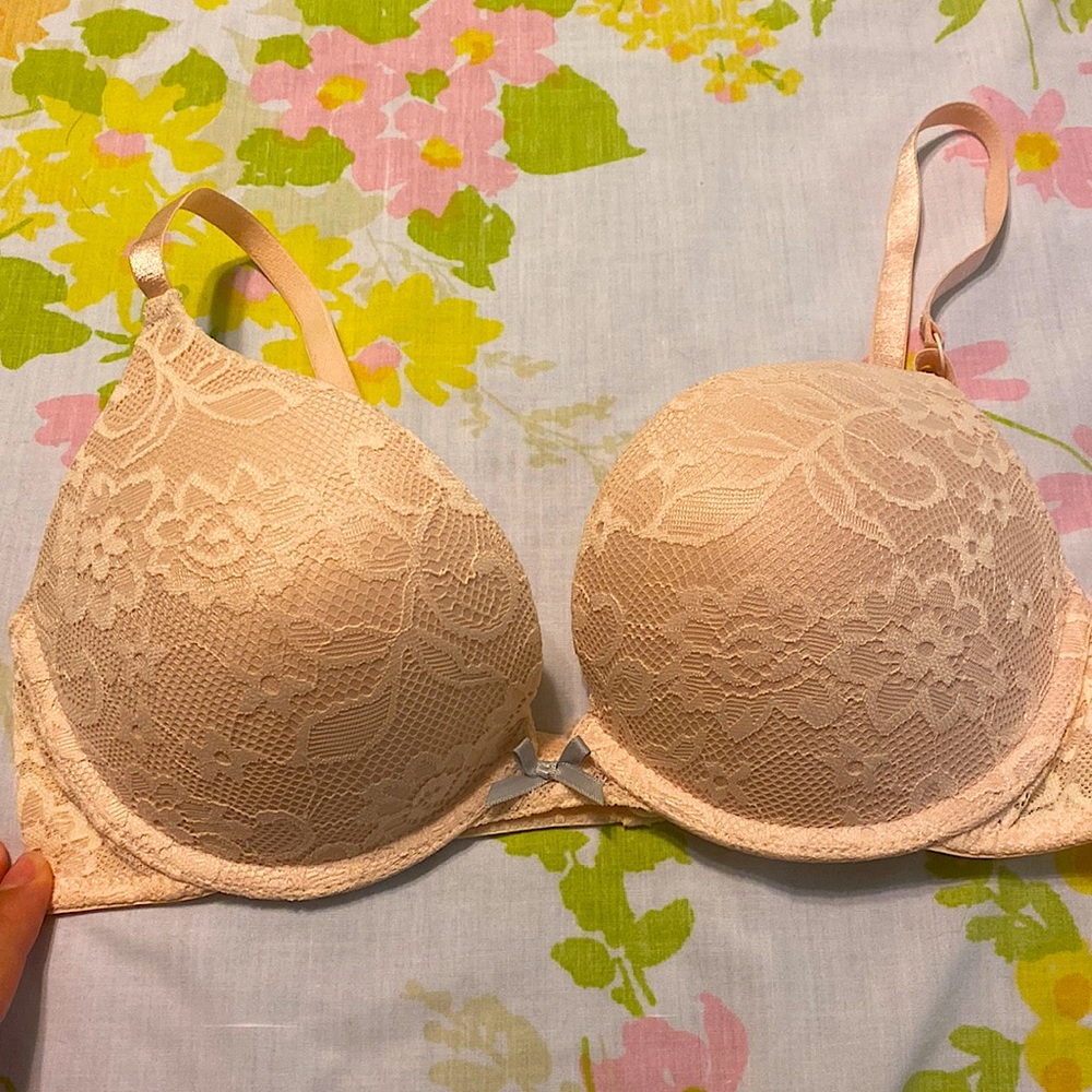 T-shirt bra